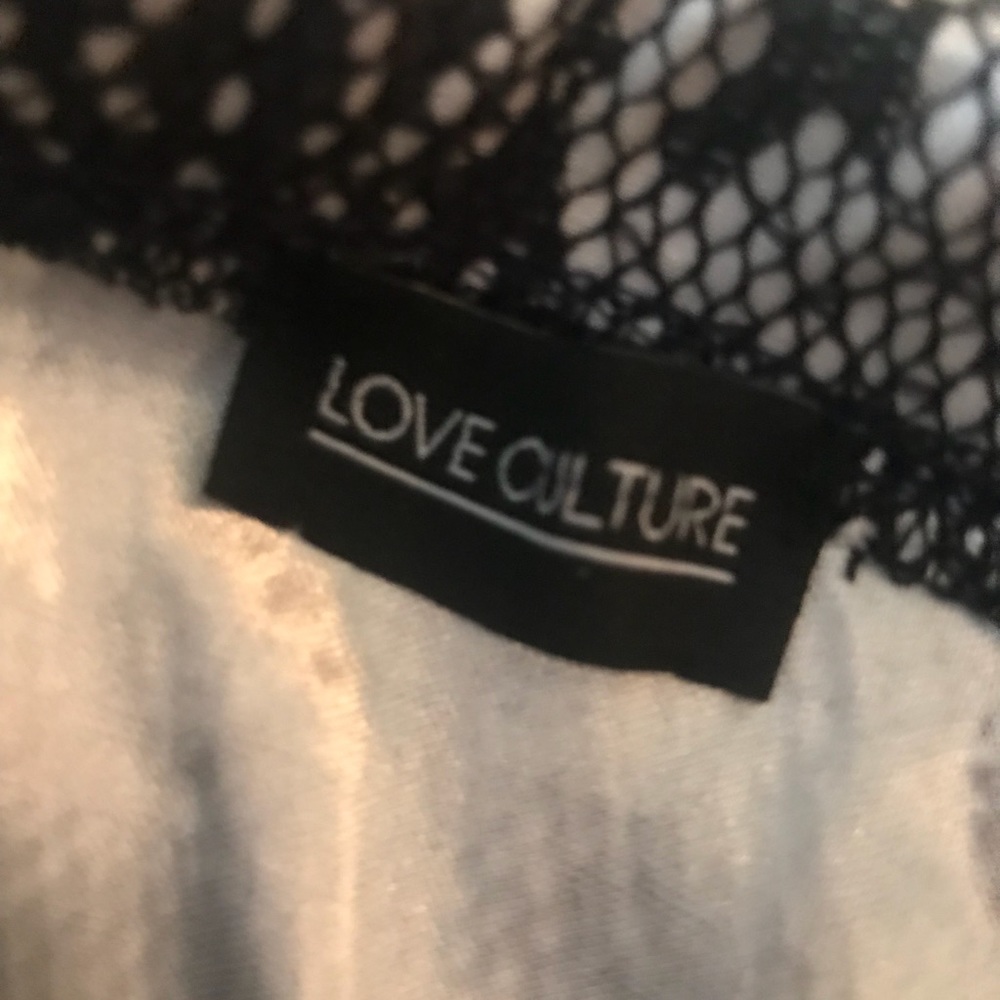 Short Black and Silver Dress - Picture 2 of 2